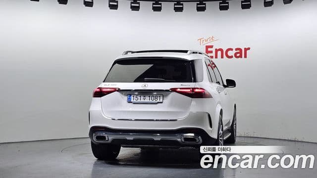 Mercedes-Benz GLE-Class W167 4