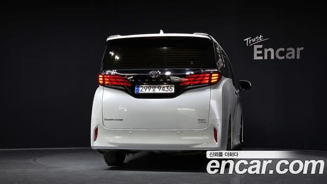 Toyota Alphard 4th Gen 4