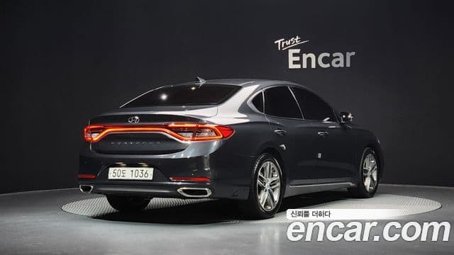 Hyundai Grandeur IG 2