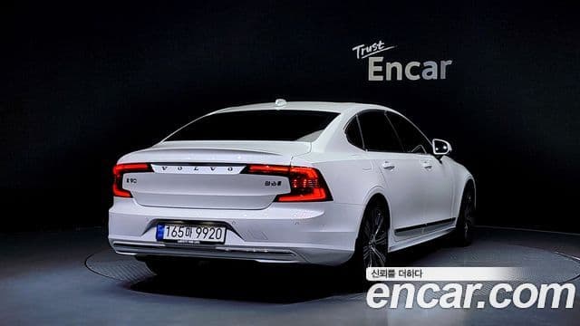 Volvo S90 2
