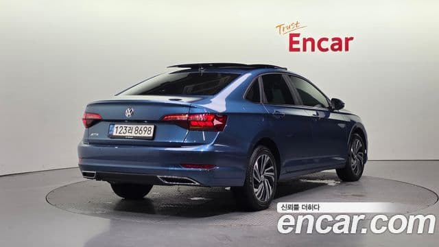 Volkswagen Jetta 7th Gen 2