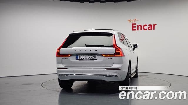 Volvo XC60 2nd Gen 4