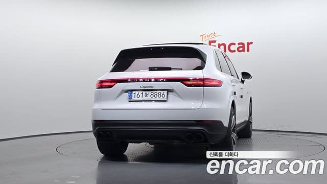 Porsche Cayenne (PO536) 4