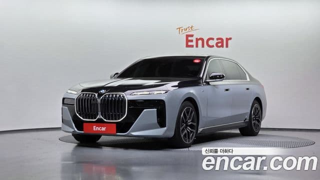 BMW 7 Series (G70)