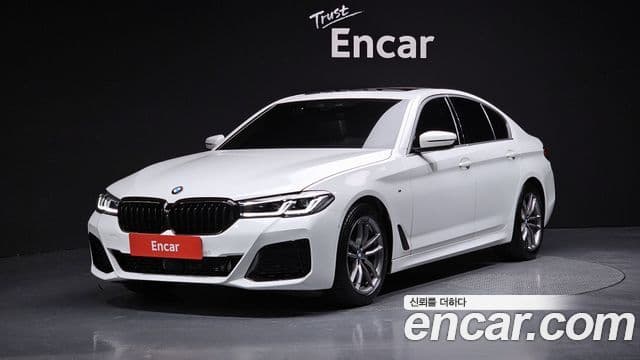 BMW 5 Series (G30)
