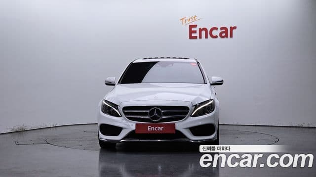 Mercedes-Benz C-Class W205 3