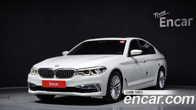 BMW 5 Series (G30)