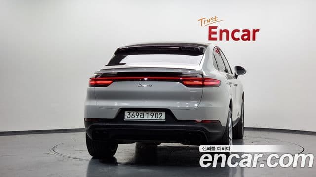 Porsche Cayenne (PO536) 4