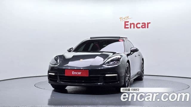 Porsche Panamera (971) 3