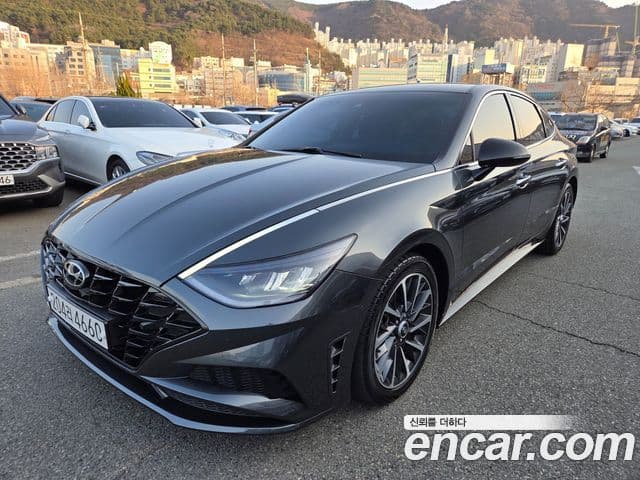 Hyundai Sonata (DN8)