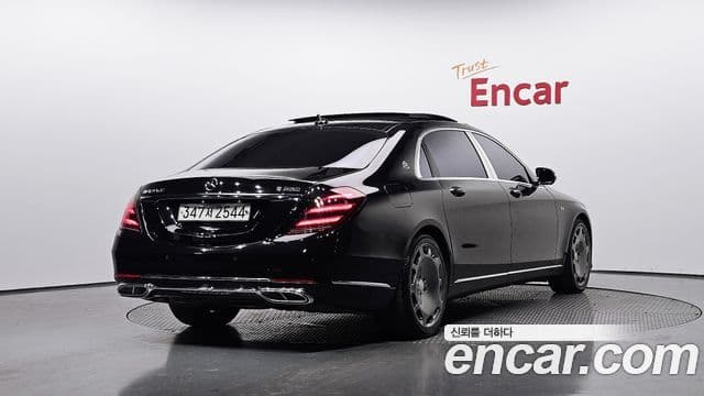 Mercedes-Benz S-Class W222 2