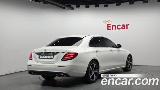 Mercedes-Benz E-Class W213 2