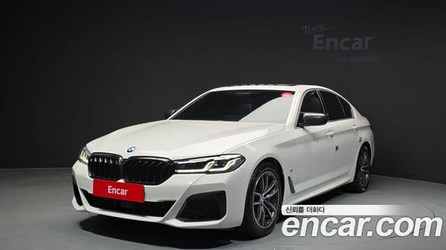 BMW 5 Series (G30)