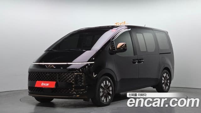 Hyundai Staria