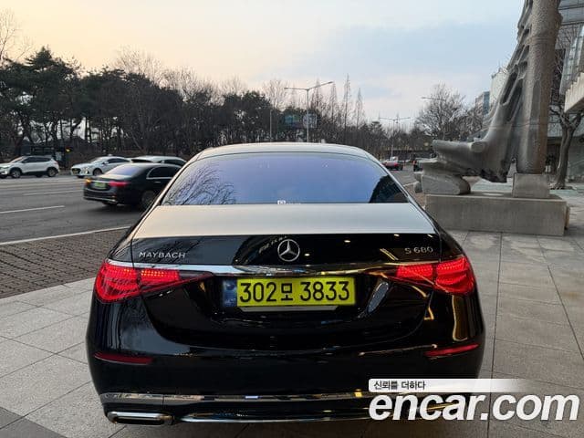Mercedes-Benz S-Class W223 4