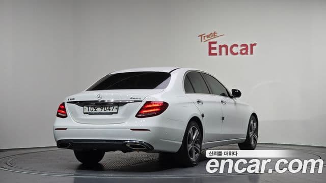 Mercedes-Benz E-Class W213 2