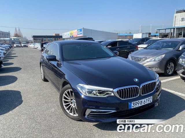 BMW 5 Series (G30)