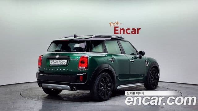 MINI Cooper S Countryman 2