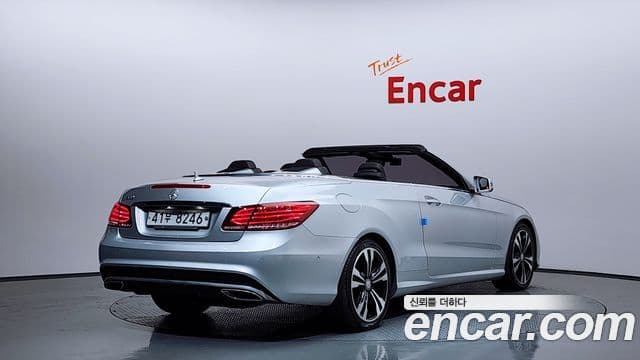 Mercedes-Benz E-Class W212 2