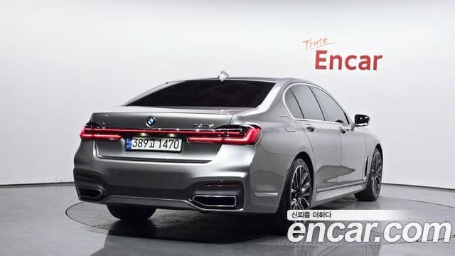 BMW 7 Series (G11) 2