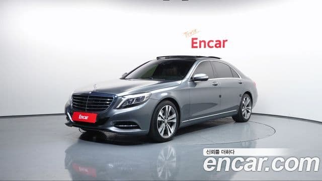 Mercedes-Benz S-Class W222