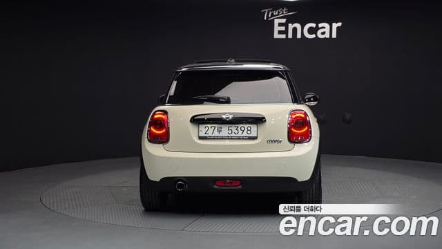 MINI Cooper 4