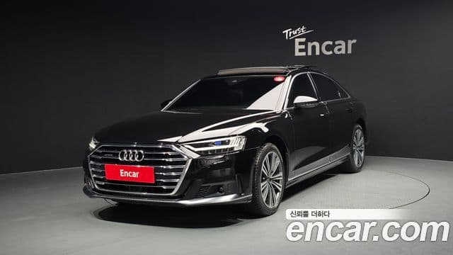 Audi A8 (D5)