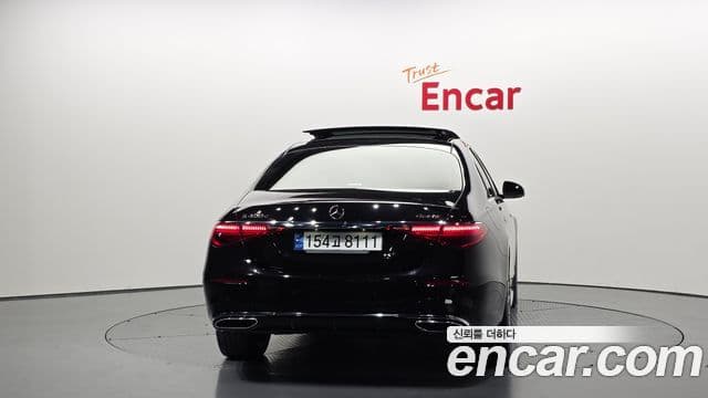 Mercedes-Benz S-Class W223 4