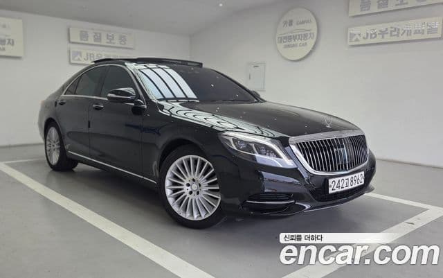 Mercedes-Benz S-Class W222