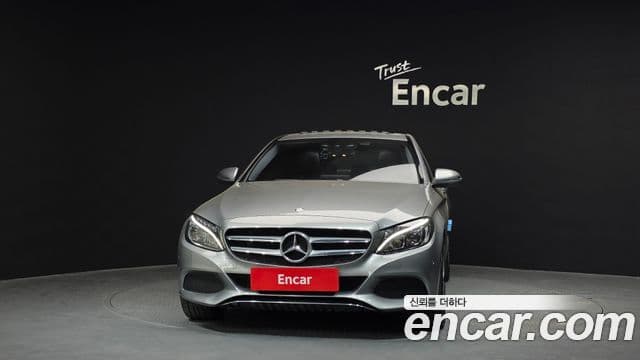 Mercedes-Benz C-Class W205 3