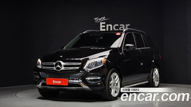 Mercedes-Benz GLE-Class W166