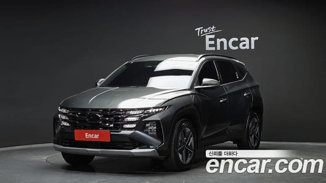 Hyundai The New Tucson Hybrid (NX4)