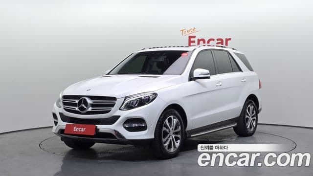 Mercedes-Benz GLE-Class W166