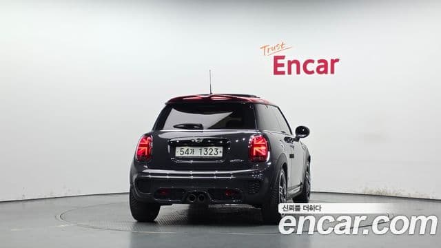 MINI Cooper S 4