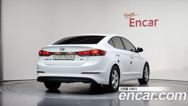 Hyundai Avante AD 2