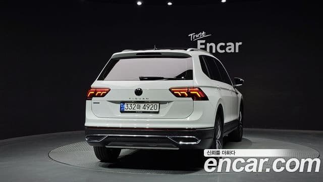 Volkswagen Tiguan Allspace 4