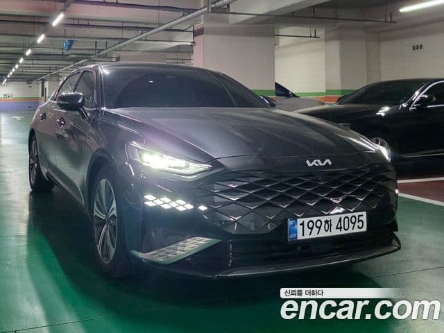 Kia K8 Hybrid 1