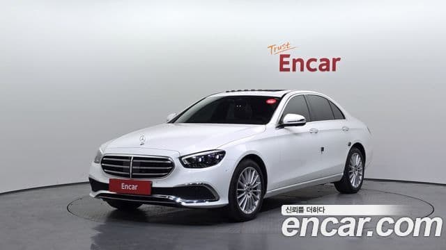 Mercedes-Benz E-Class W213 1