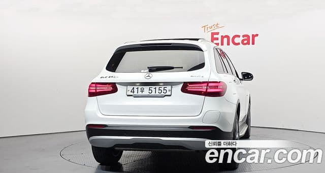 Mercedes-Benz GLC-Class X253 4