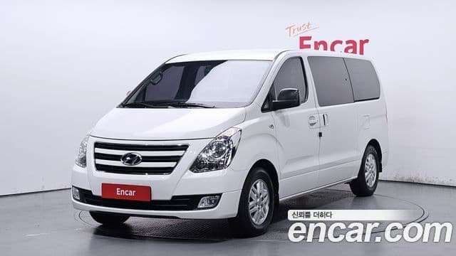 Hyundai Grand Starex 1
