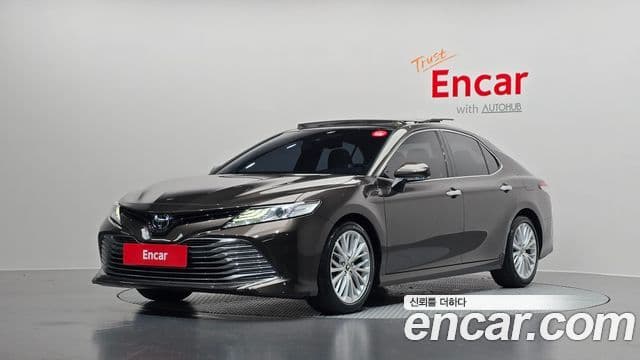 Toyota Camry (XV70)