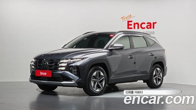 Hyundai The New Tucson Hybrid (NX4)