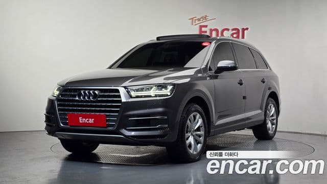 Audi Q7 (4M)