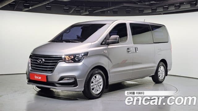 Hyundai The New Grand Starex