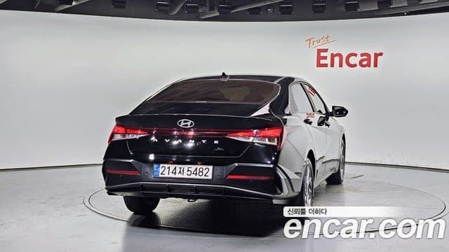 Hyundai The New Avante (CN7) 4