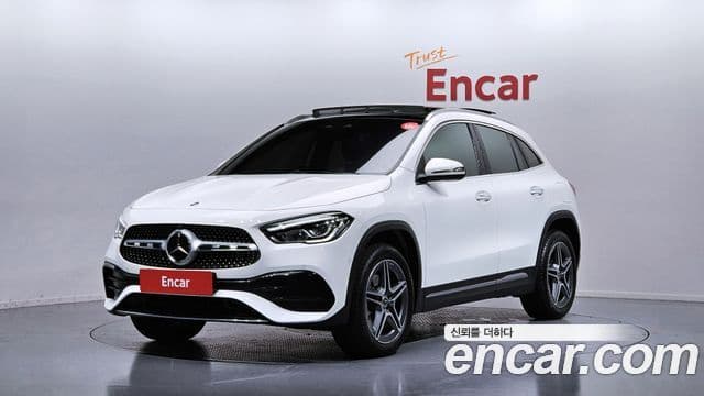 Mercedes-Benz GLA-Class H247