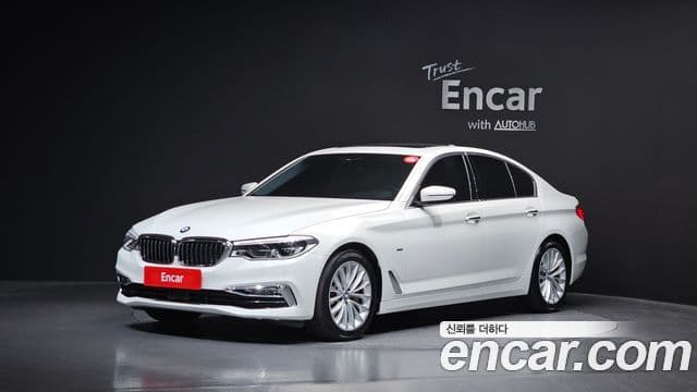 BMW 5 Series (G30)
