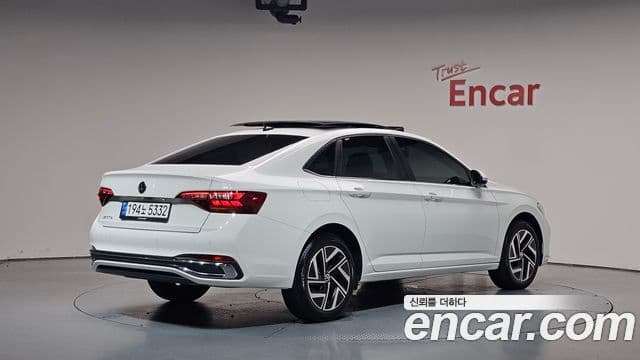 Volkswagen Jetta 7th Gen 2