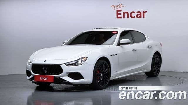 Maserati Ghibli