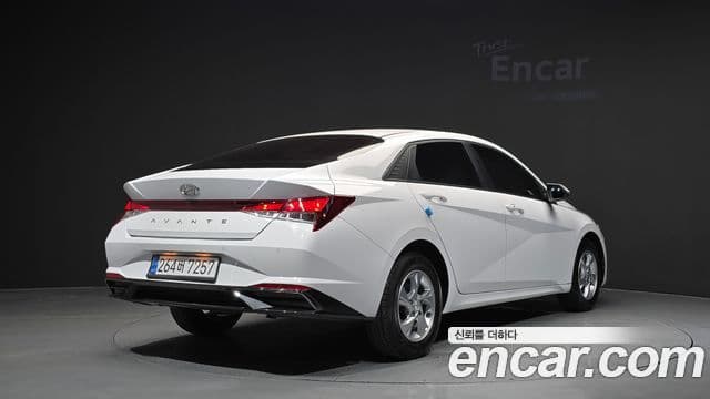 Hyundai Avante (CN7) 2